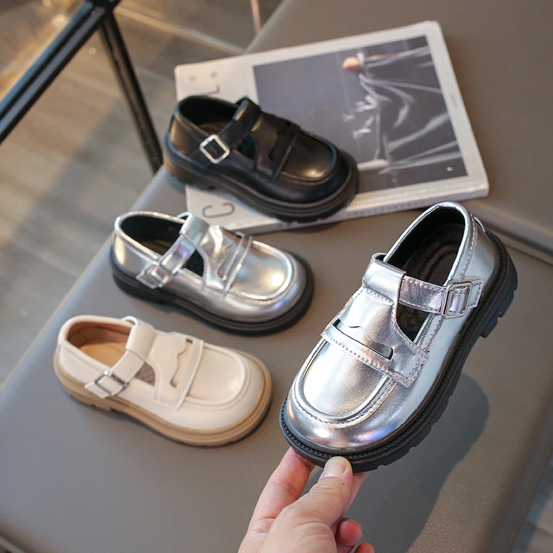 

Children Girls Casual Leather Shoes 2025 Korean Style Fashion Hollow Design Shoes Soft Bottom Non-Slip Spring Summer Kids