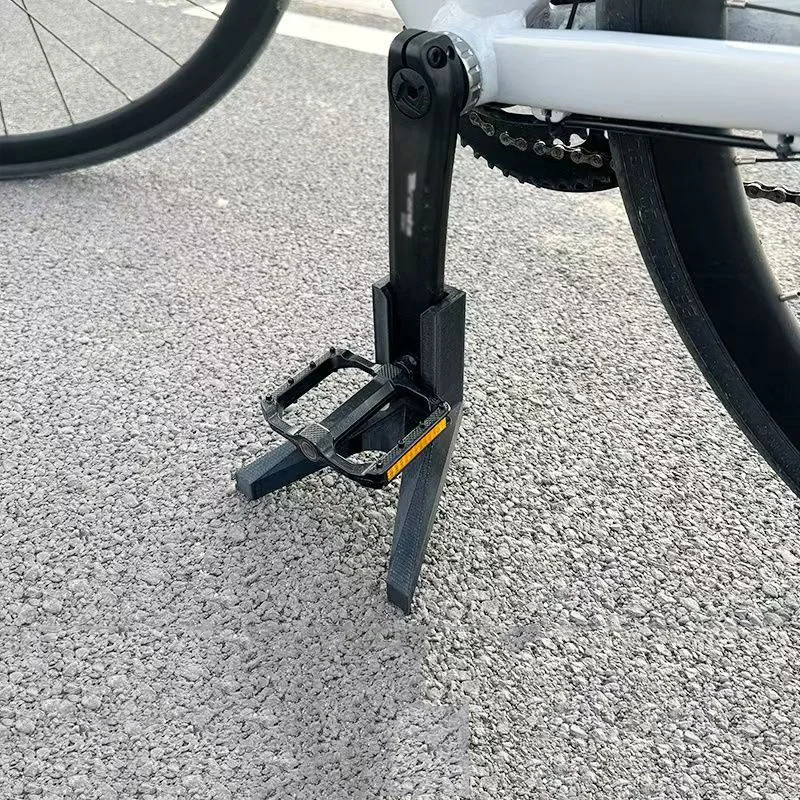 Подставка для велосипеда с поддержкой на дороге