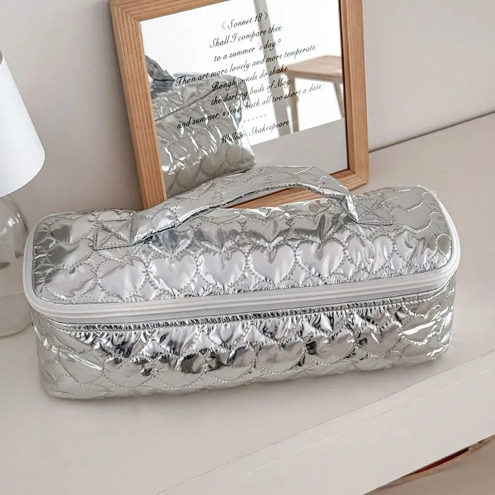 Heart-Shaped Quilting Portable Hair Dryer Tote Bag Large Capacity Zippered Closure Curling Iron Carrying Case Multi-functional