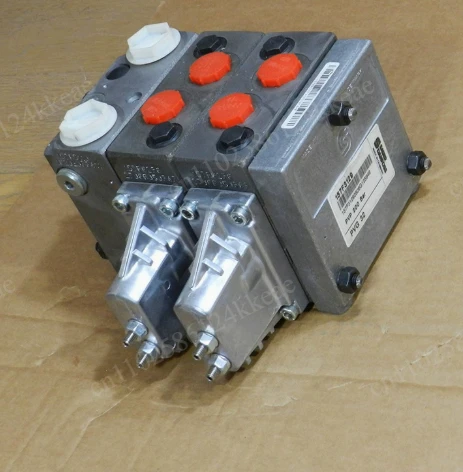 Hydraulic PVG32 Proportional Flow Ratio Valve and Distributor Divider, Control Valve Block for Crane Loader and Mobile Equipment