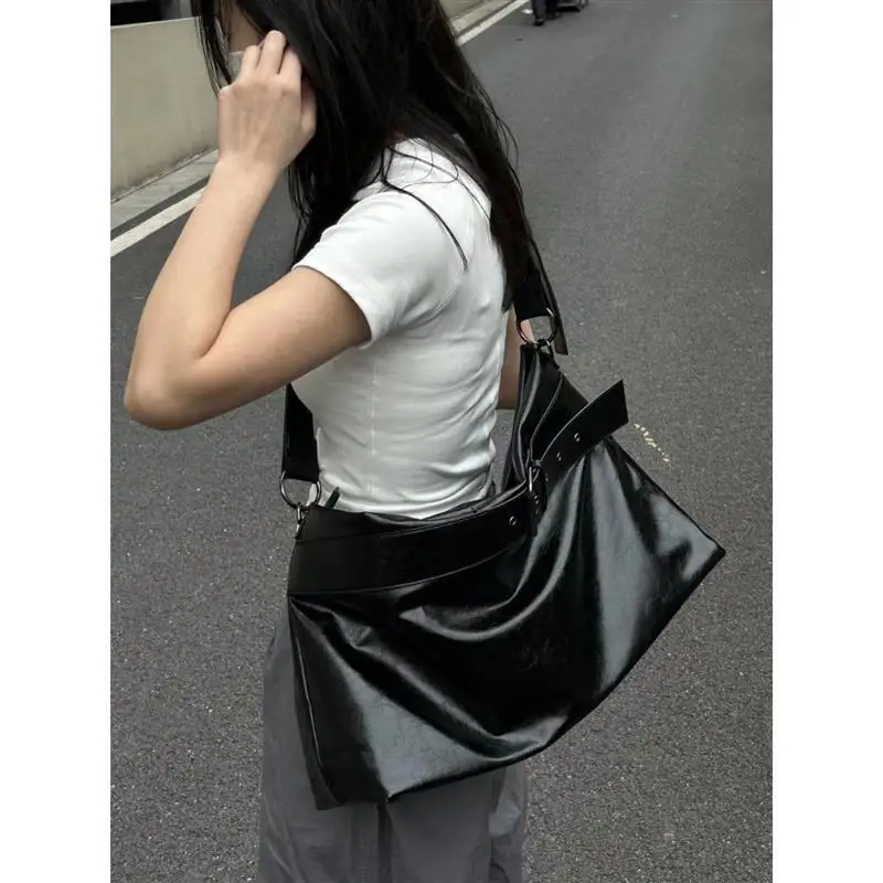 2025 miyagawa moda casual grande capacidade pu bolsa de couro macio designer masculino e feminino high street ombro crossbody ba