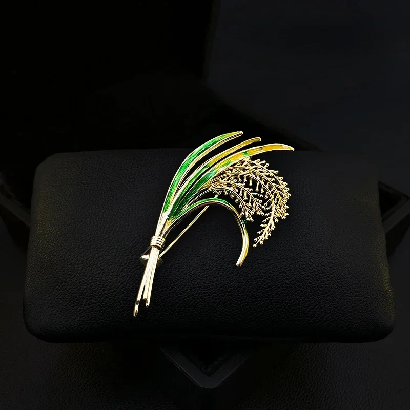 

Exquisite a Bunch of Rice Blossoms Flower Brooch High-End Men Women Suit Neckline Enamel Pin Clothes Corsage Jewelry Badge 1723