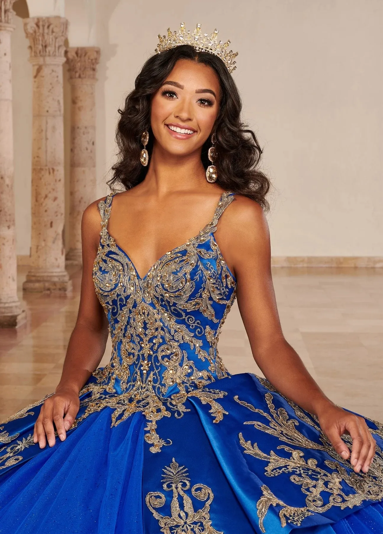 Azul Royal Charro Quinceanera Vestidos de baile Spaghetti Straps Tule Apliques Puffy Mexicano Doce 16 Vestidos 15 Anos