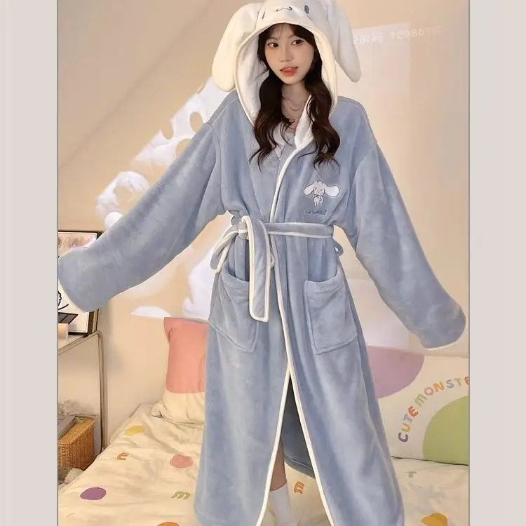 Sanrioed Pajamas Cartoon Kuromi Cinnamoroll Hooded Bathrobe Women My Melody New Cotton Thickened Cute Cartoon Sleeprobe Girls