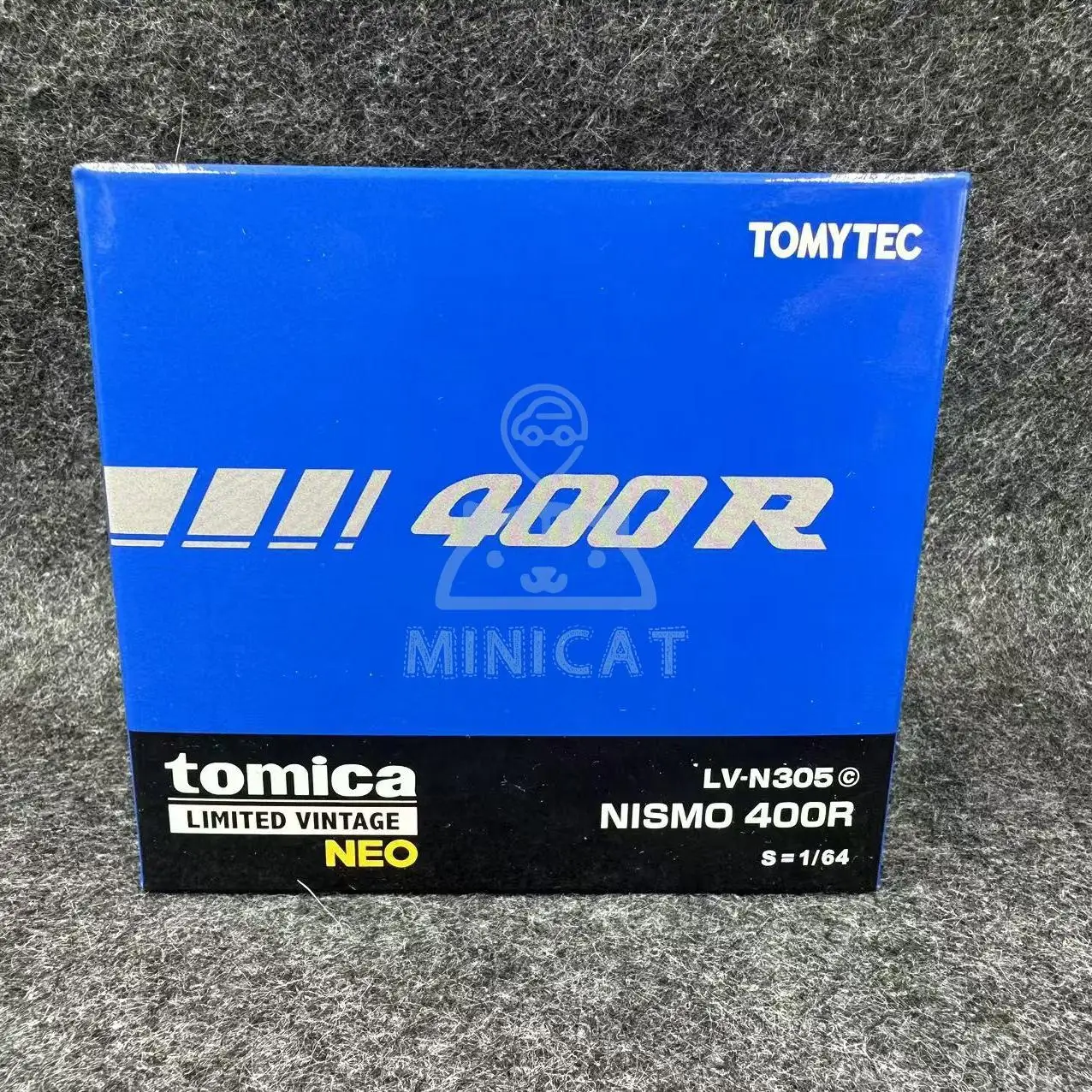 2411 TOMYTEC 1/64 TLV LV-N305c nissan GT-R NISMO 400R Blue alloy trolley model collection decoration