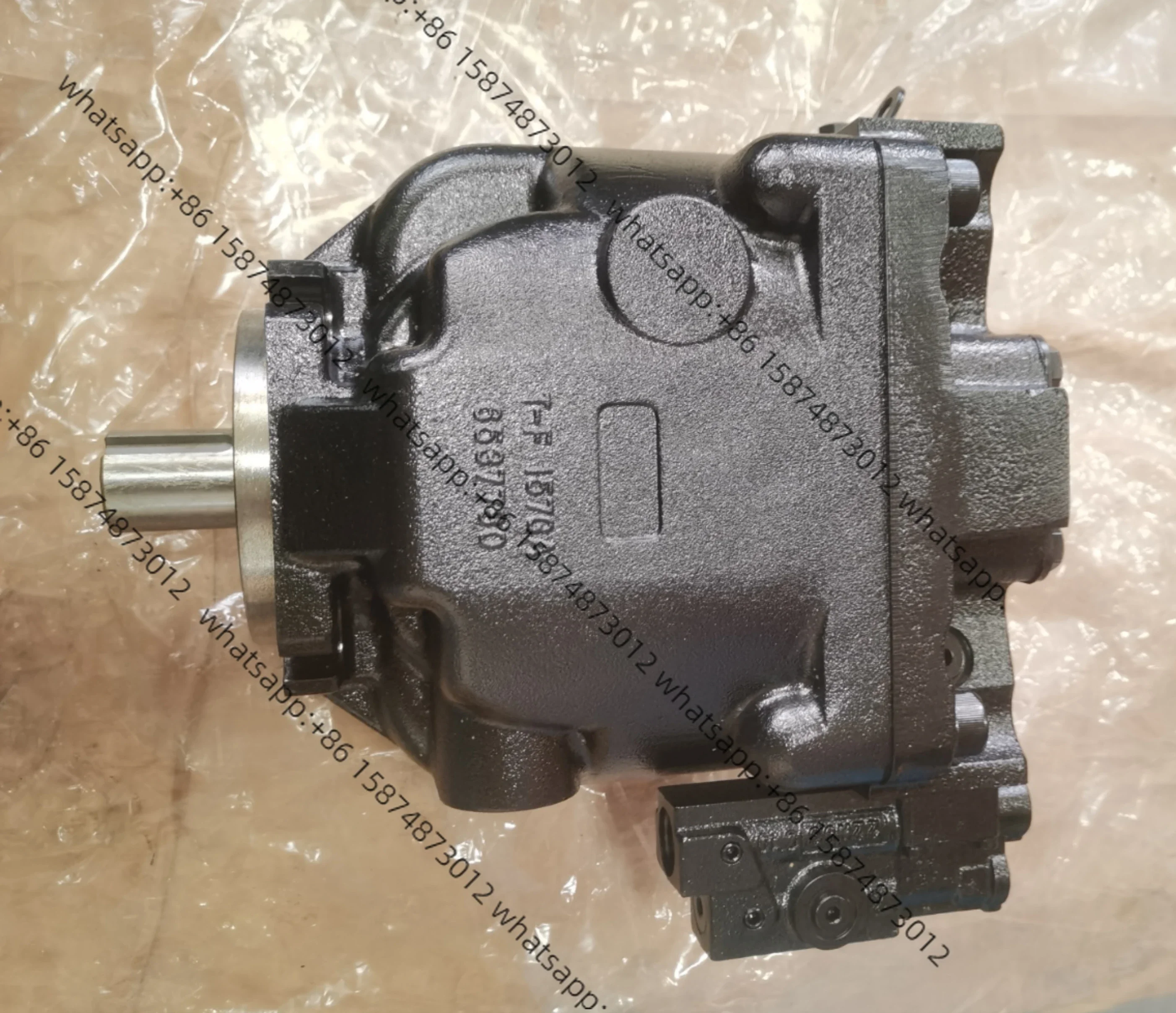 

ERR100B Piston Pump ERR100 ERR130 ERR147 ERL100 ERL130 ERL147 series ERL130BLS2118NNN3K5NLA1NAAANNNNNN Hydraulic Pump