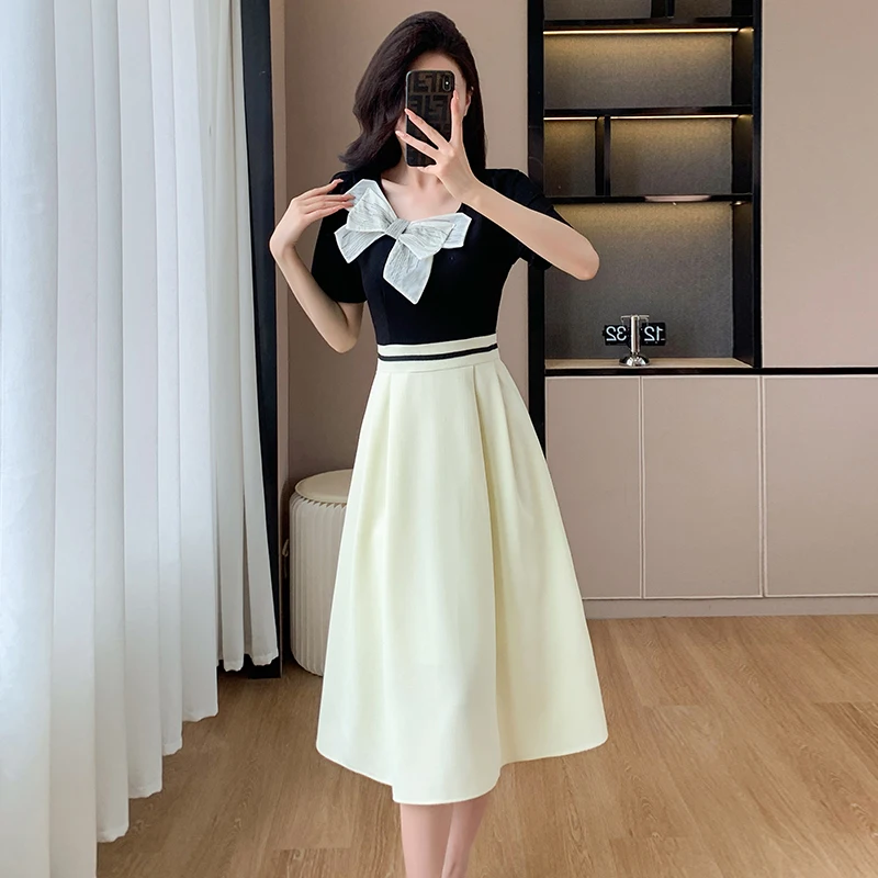 Ofallsis French Style Small Fragrant Square Neck Dress Women's 2024 Summer New Temperament High Waisted Slimming Long Dresses