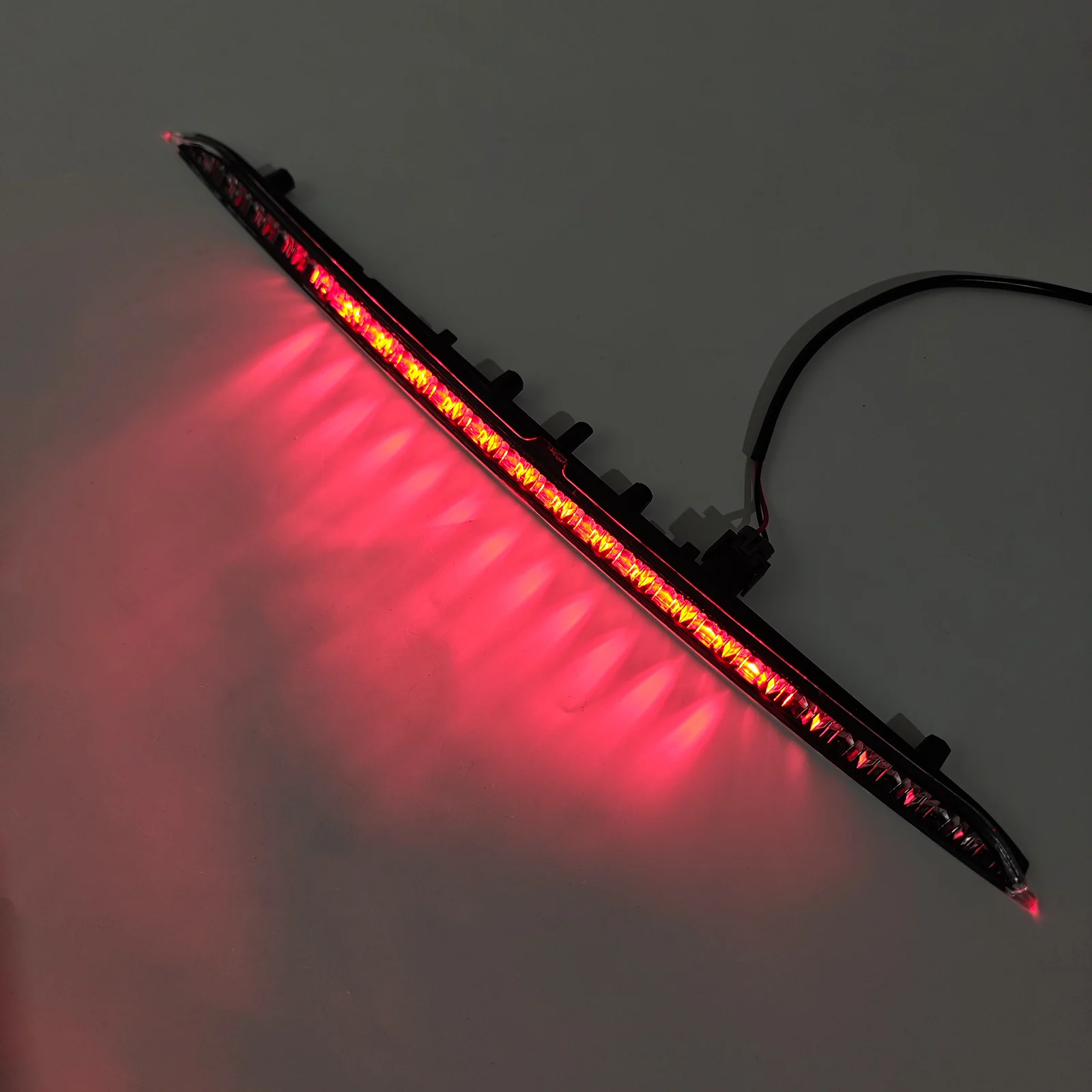 Artudatech LED 3rd Third Brake Light Center Assembly 923-133 For Ford Edge 2015-2020 - view 4