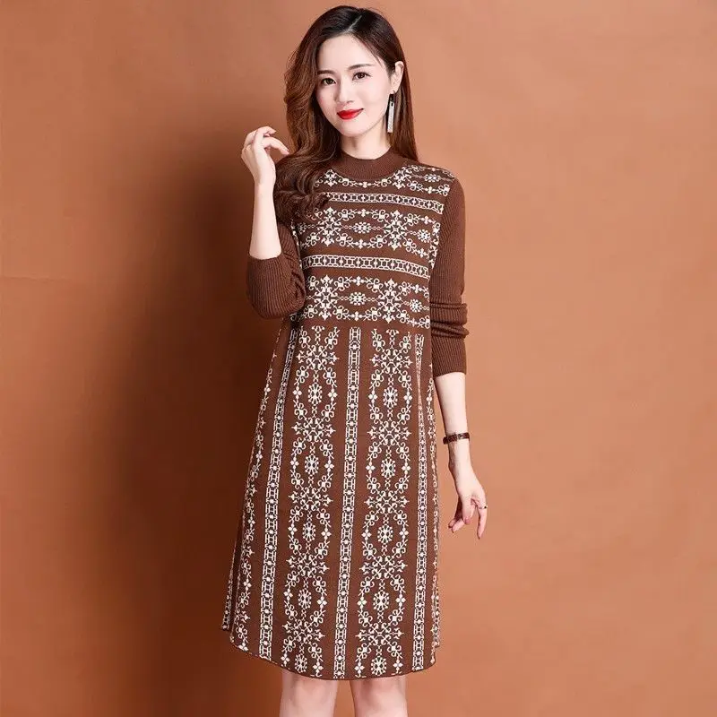 Mid Aged Elderly O-Neck Patchwork Dresses 2023 Autumn Loose Fashion Pullover Dresses Women's Long Sleeved Knitted Bottom Dresses