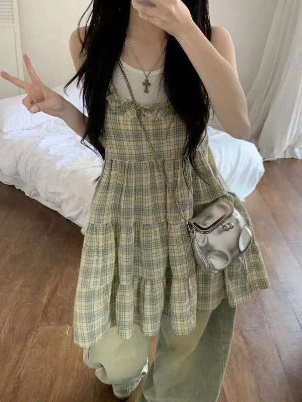 Retro Style Pleated Skirt Dress Women Summer New Sensation Fluffy Short Dress with Wood Grain Lace Trim Korean Style Dress