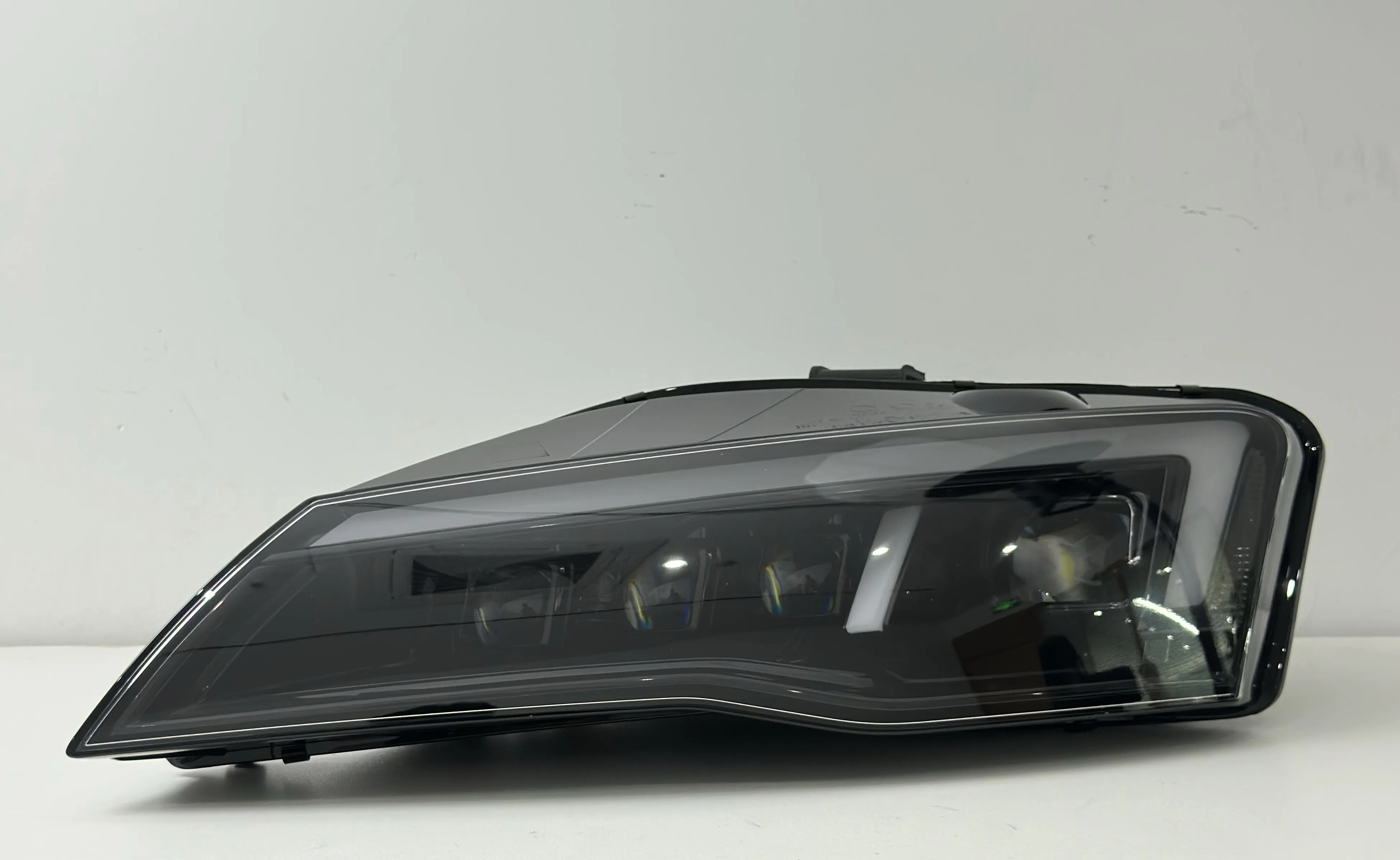 Auto Headlight For Audi R8 2007-2014 LED Headlights Bumper Plug-and-Play For Distributor Factory Price Front Position