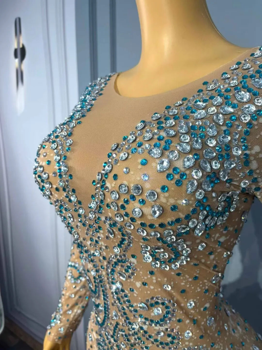 Robe de luxe élégante et lourde, strass scintillants, robes en maille pour femmes, bal de promo, tapis rouge, vêtements de scène pour séance photo