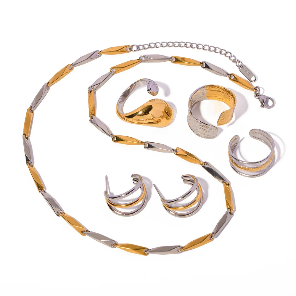 

Stainless Steel PVD 18K Gold Plated Tarnish Double Color Twist Rings Choker For Woman Jewelry Wholesale 2023 Trendy
