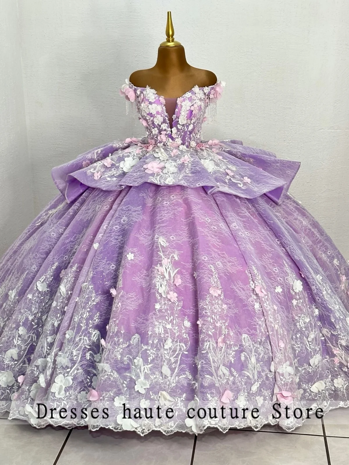 

New Elegant Lilac Chic Lace Customized Luxry Ball Gown 15 Quinnceanera Dresses For Special Occasions Prom Party Robes De Soirée