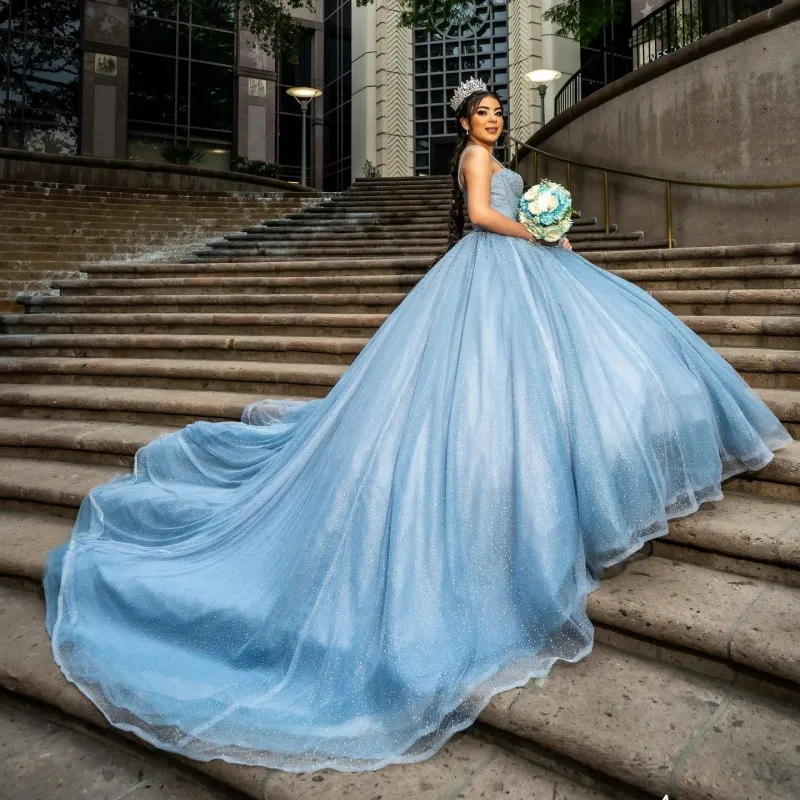 

Light Blue Glittering Quinceanera Dress Spaghetti Strap Crystal Floral Appliqué Vestidos De 15 Anos Formal Birthday Dress