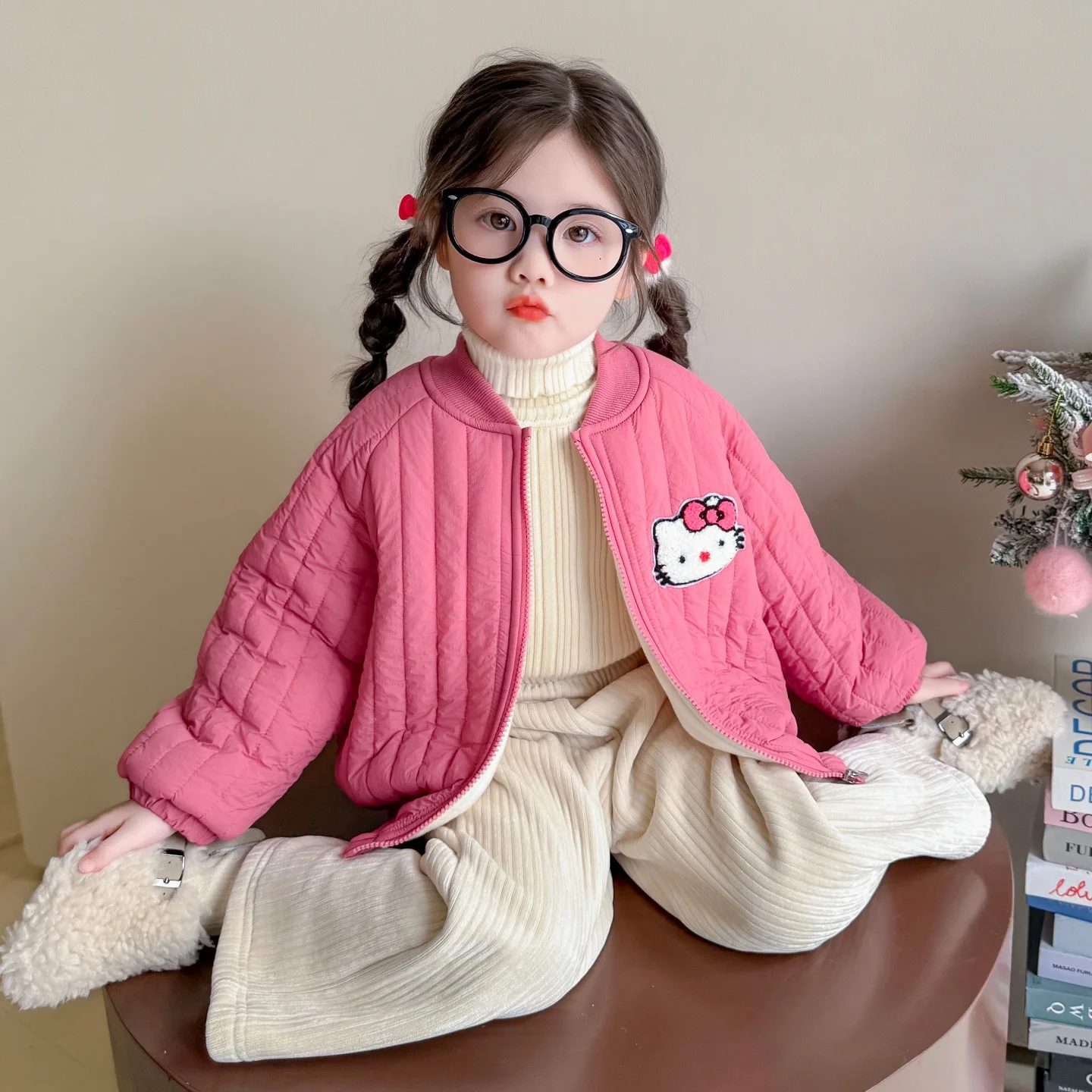 

Anime Hello Kitty Girls' Autumn and Winter Plush Coat Baby cartoon warm cotton jacket Children's cute and sweet cotton clothing