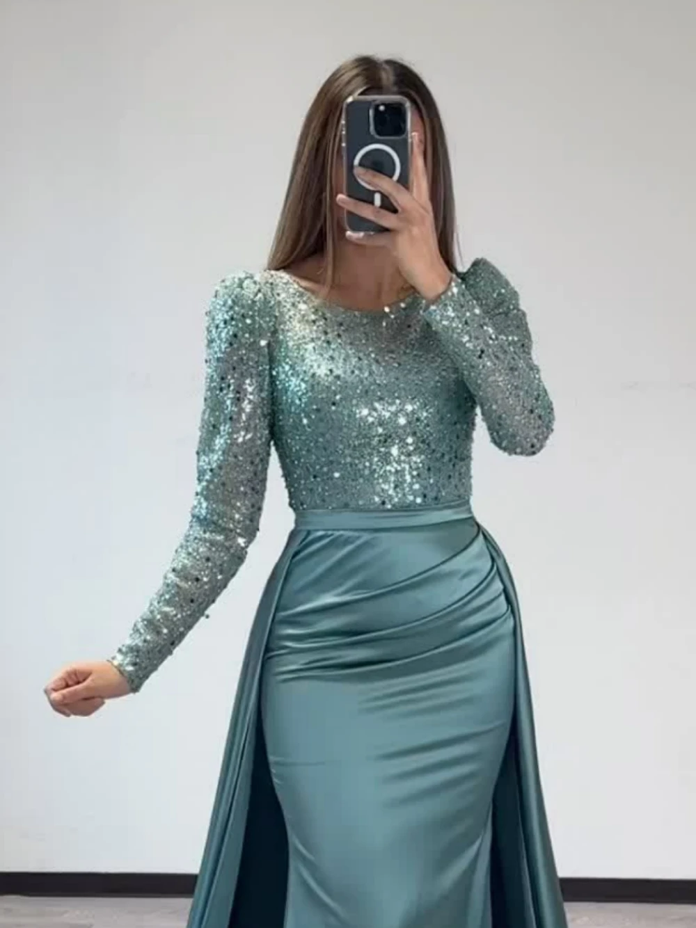 Vestidos de noite femininos, bainha Jewel Sparkle, cetim de lantejoulas, vestido formal para ocasiões, vestidos femininos, varrer ou escova, oferta especial