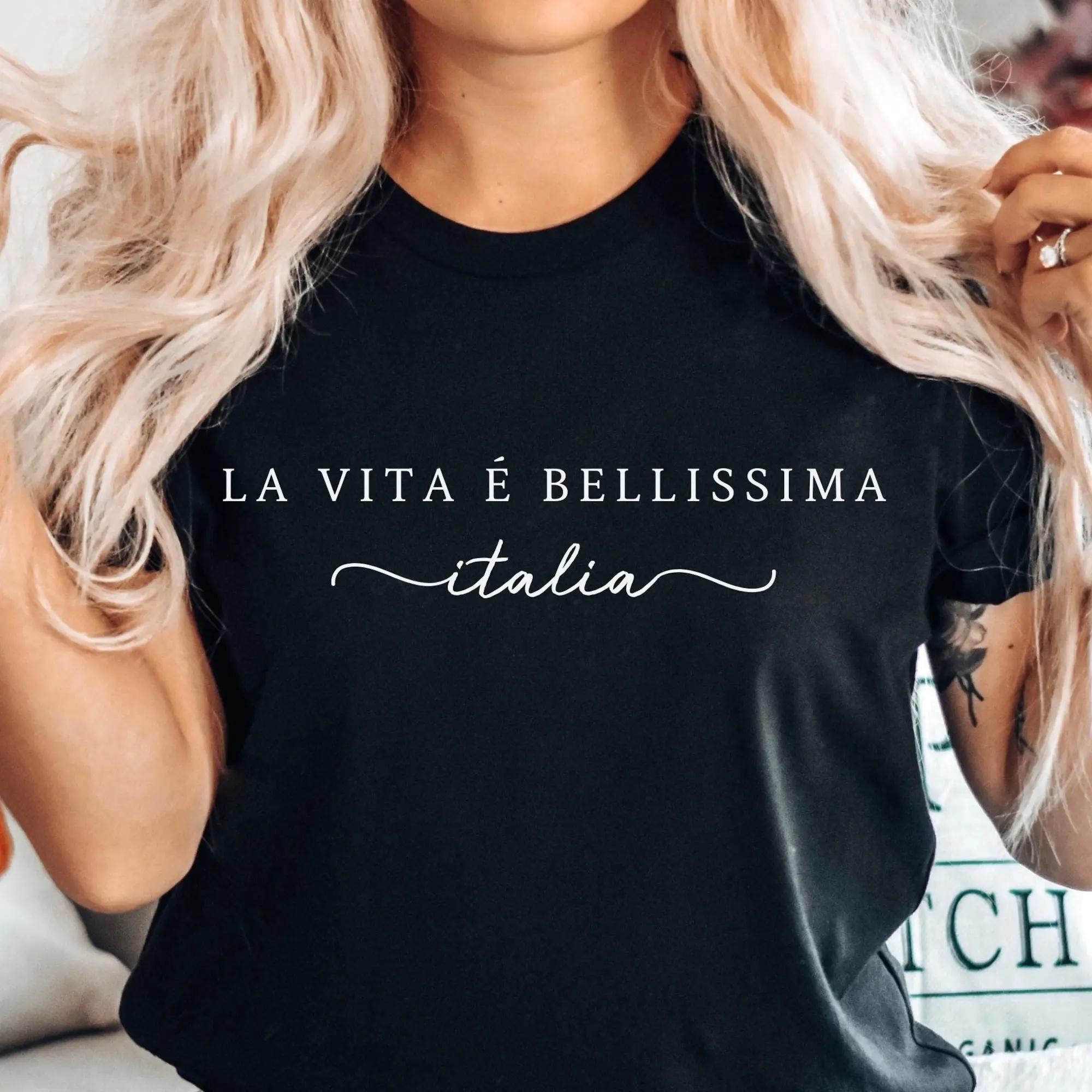 Italy Shirt, La Vita é Bellissima, Life is Beautiful, Italian Gift T-shirt, Unisex