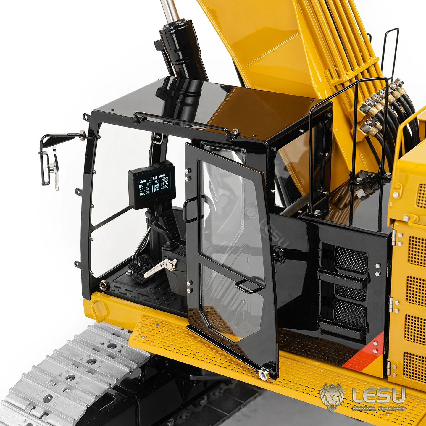 LESU 1/14 Excavator Crawler and wheeled excavators modified driver's seat can be equipped with a start switch
