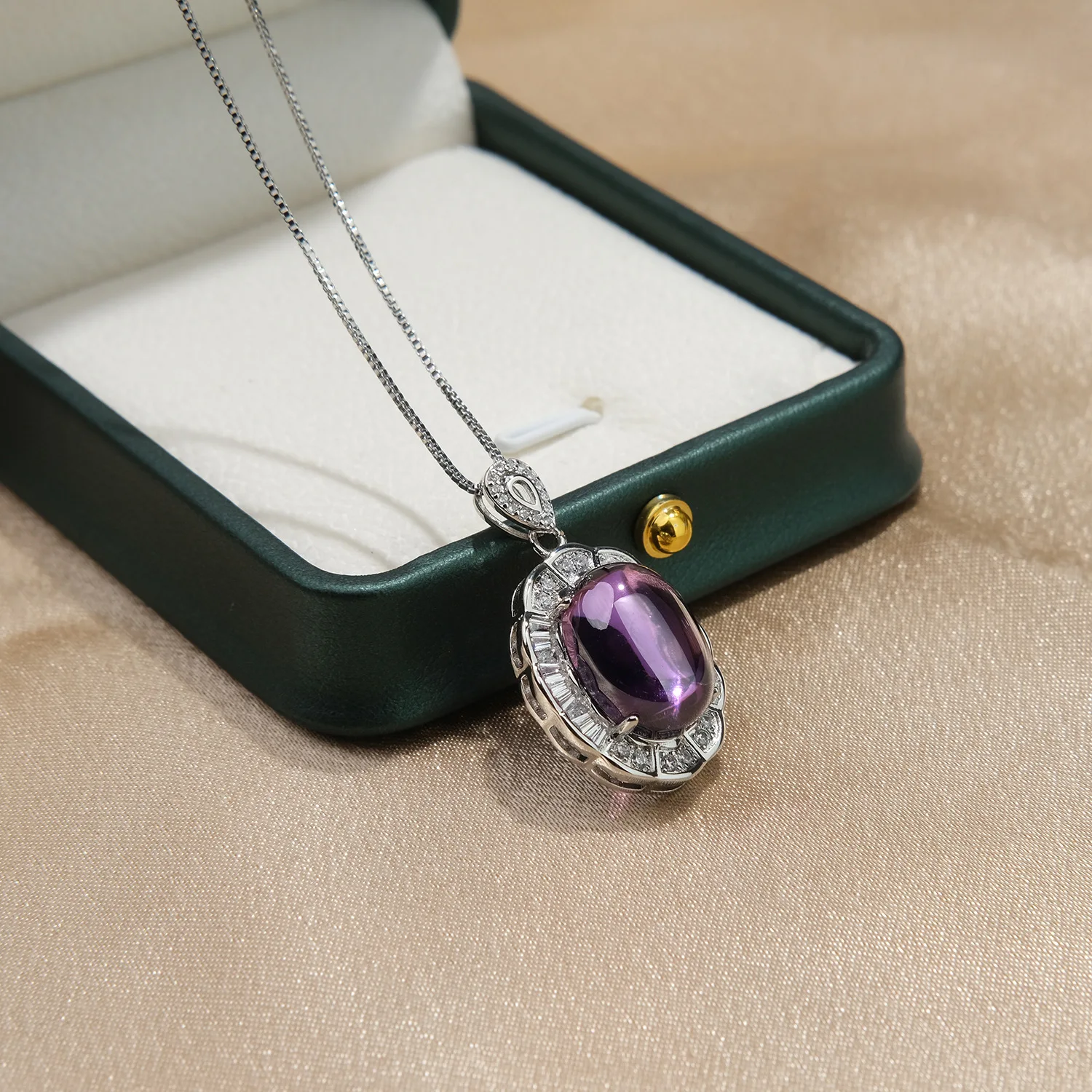 

925 Sterling Silver Elegant Fresh Purple Round Crystal Zircon Necklace Birthday Wedding Anniversary Anniversary Party Gift