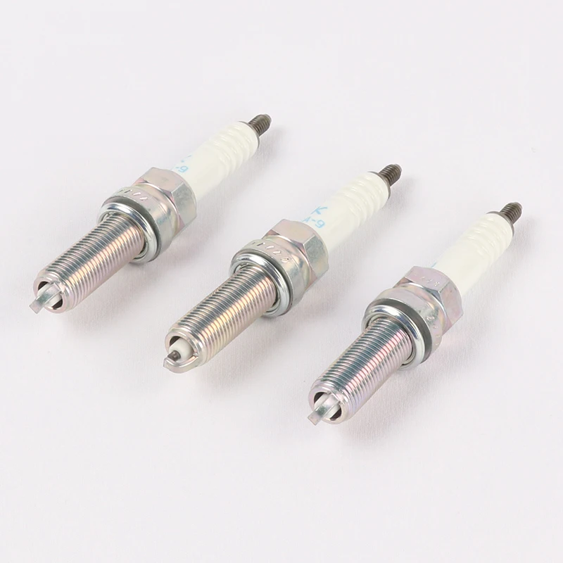 

Suitable for ZONTES Shengshi 368G/D/E/M/K Scooter Spark Plug Original Fire Nozzle Ignition Device ADV Spark Plug