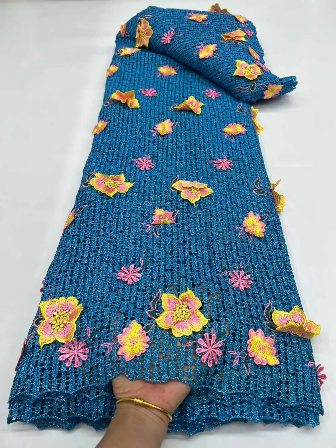 

2025 новейшая африканская кружевная ткань высокого качества с вышивкой, 3D цветочная аппликация, сетчатая кружевная ткань для свадебных платьев