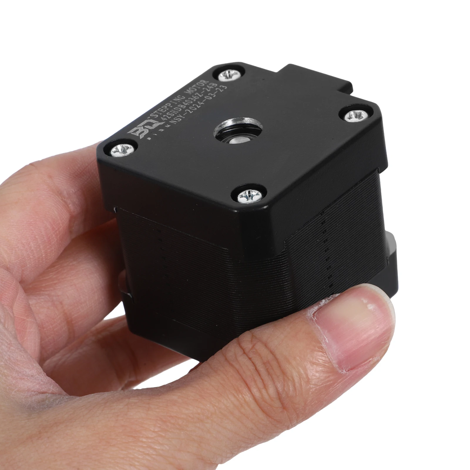 

Маленький шаговый двигатель, 2-фазный, компактный, с высоким крутящим моментом, точный контроль движения, стабильный, прочный, сменный двигатель постоянного тока для электрического DIY