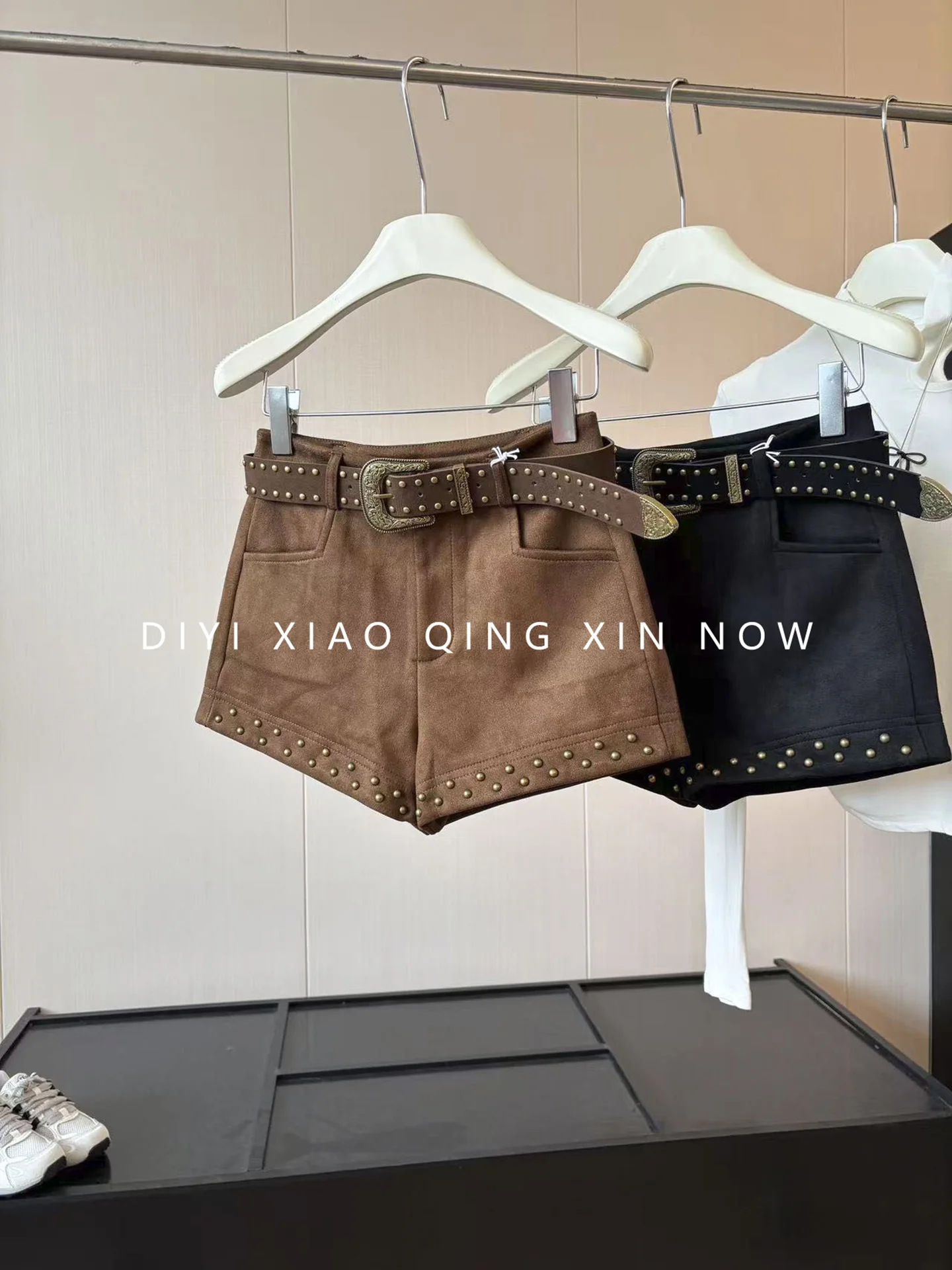 High Waist Short Pants Women's Design Sense Heavy Black Wide Leg Pants with Belt Suede Boot Pants Korean Style Commute Wind