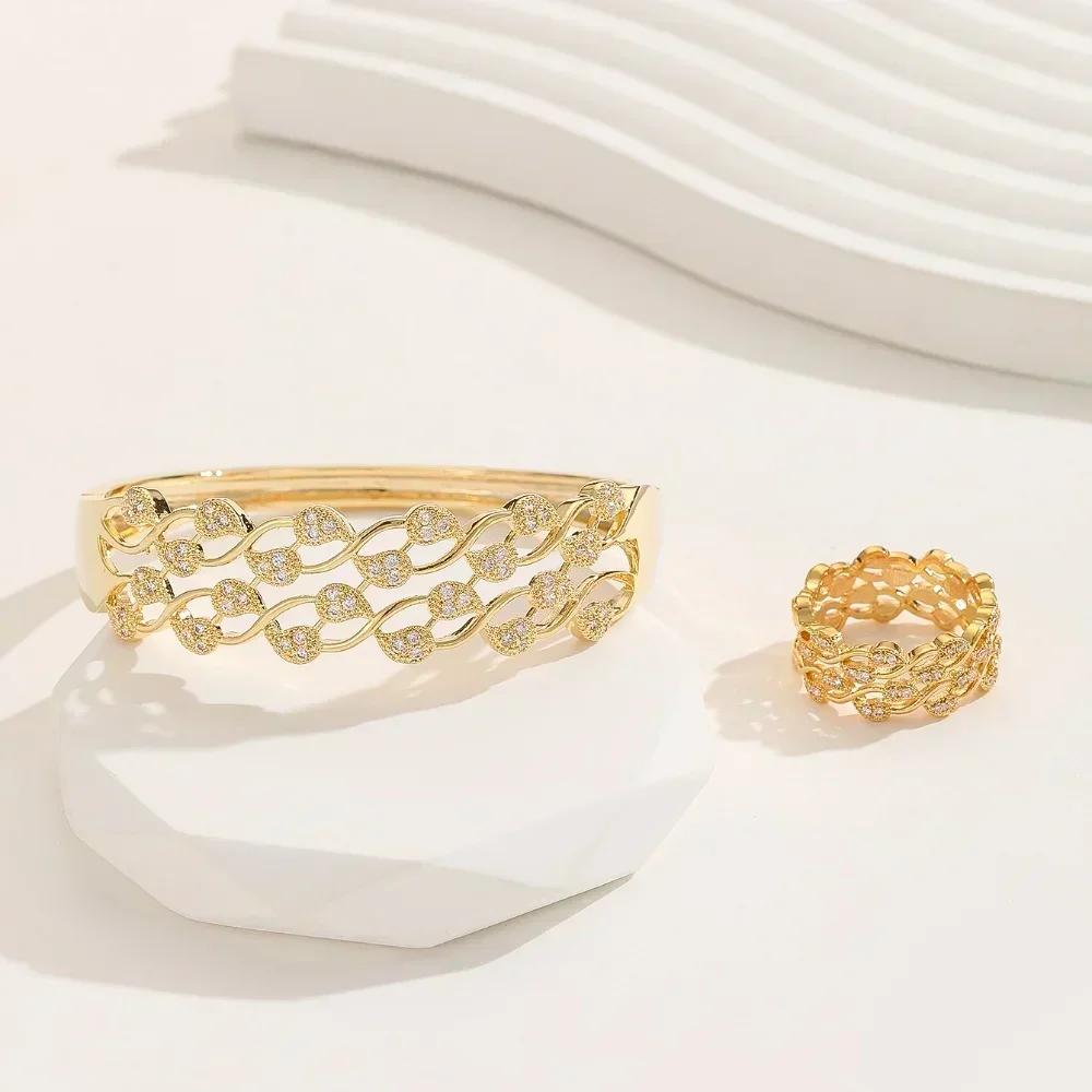 Silver-Plated Water Drop Hollow Bracelet, Palace Style Handicraft, Simple Temperament Bracelet, Two-Piece Set