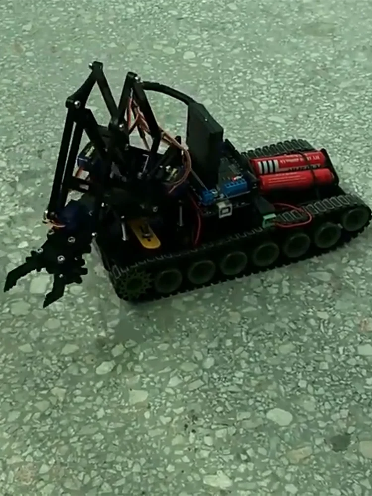 Рисунок 3 - 4 Dof Роботизированная рука с RC
