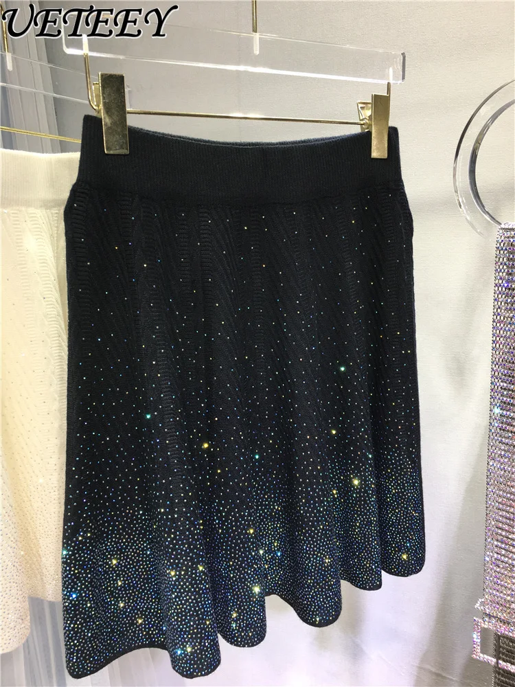 

Heavy Industry Rhinestone Slimming Black Knitted Mini Skirt with Boots Versatile Autumn Winter New Style Shiny Short Skirts