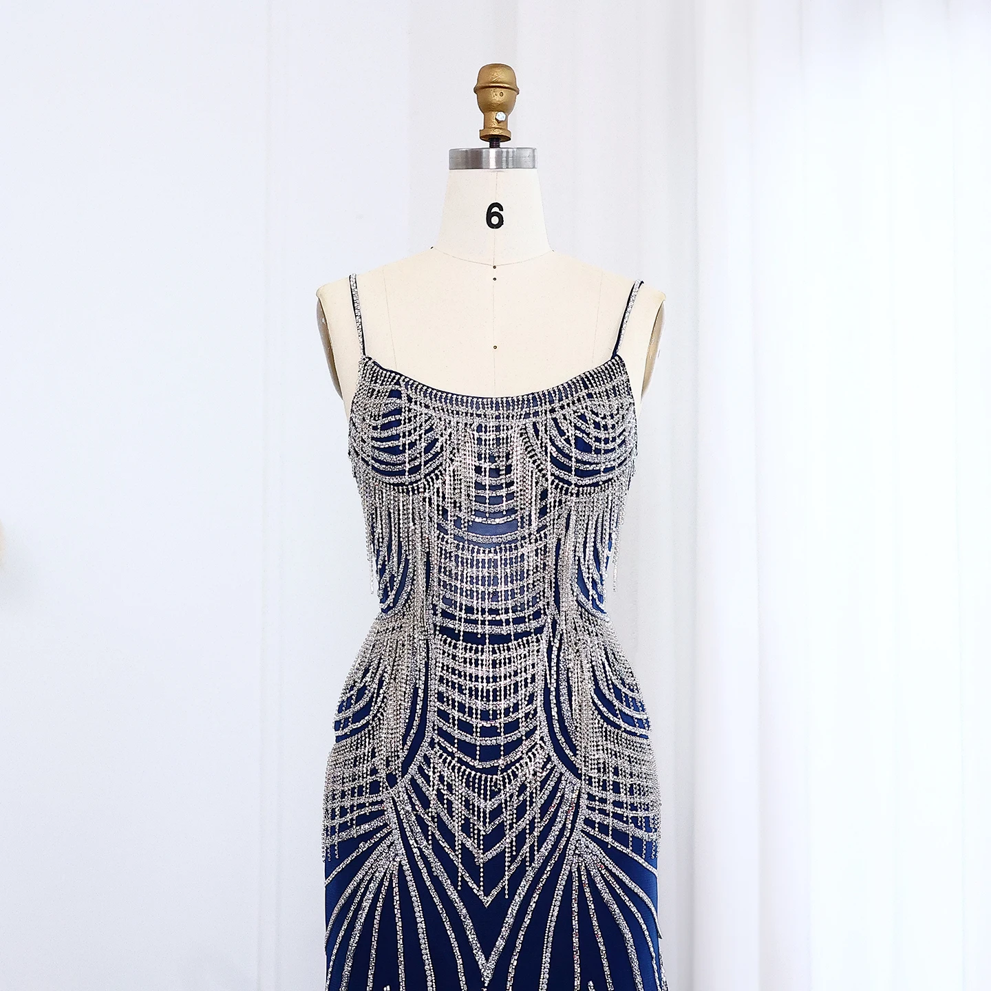 Sharon Said Luxuriöses Champagner-Abendkleid mit Spaghettiträgern, Perlenbesetztes Meerjungfrauenkleid, bodenlang, für formelle Anlässe und Partys, SS029, maßgeschneidert – Detail 17