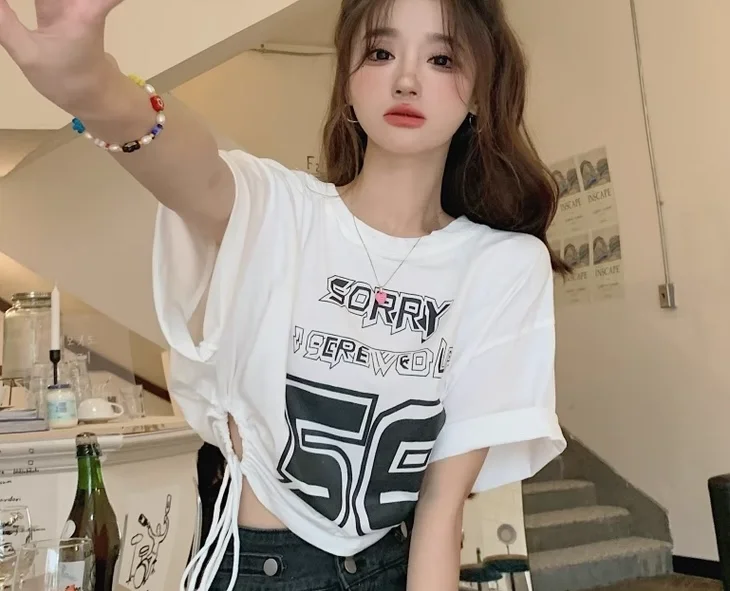 Korean & Japanese sweet cool printed short-sleeve T-shirt for women, unique design with hollow-out drawstring ties, niche loose