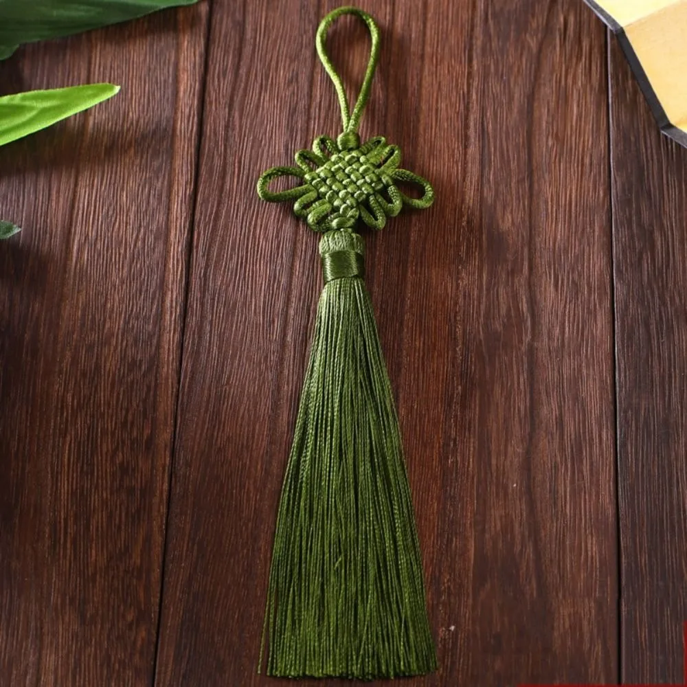 

Small Size Chinese Knot Tassel Traditional DIY Handmade Chinese Knot Pendant Chinese Style Polyester Gift Box Pendant