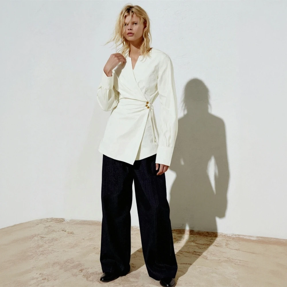 เสื้อเชิ้ตแขนยาวเรียบหรูสำหรับผู้หญิง คอผ่า ช่วงเอวเข้ารูป สไตล์สาวออฟฟิศ สำหรับฤดูใบไม้ร่วง