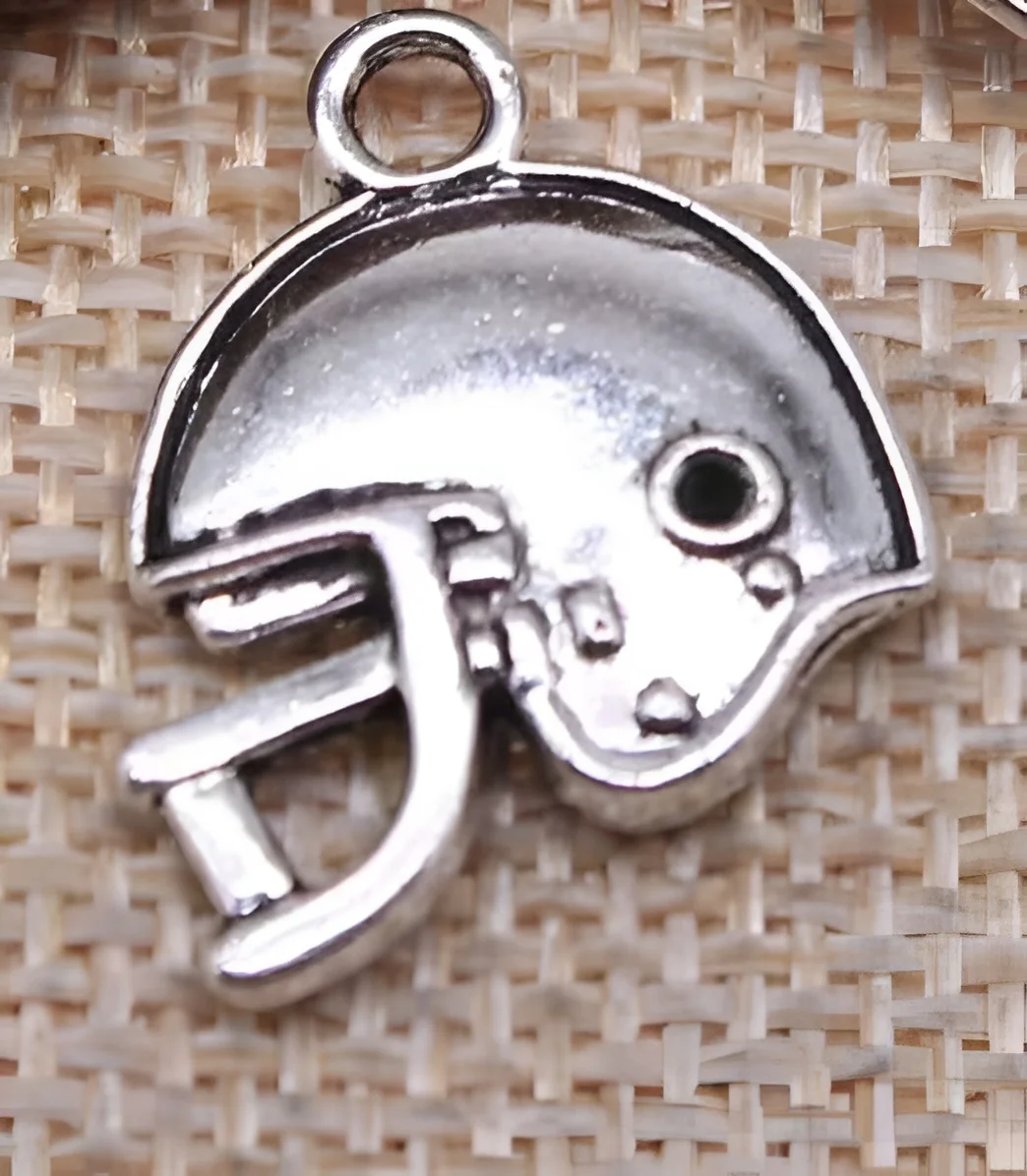 10pcs 20*18mm Alloy matel  tibetan silver  2side  Sports Helmet pendants  HWEF2333