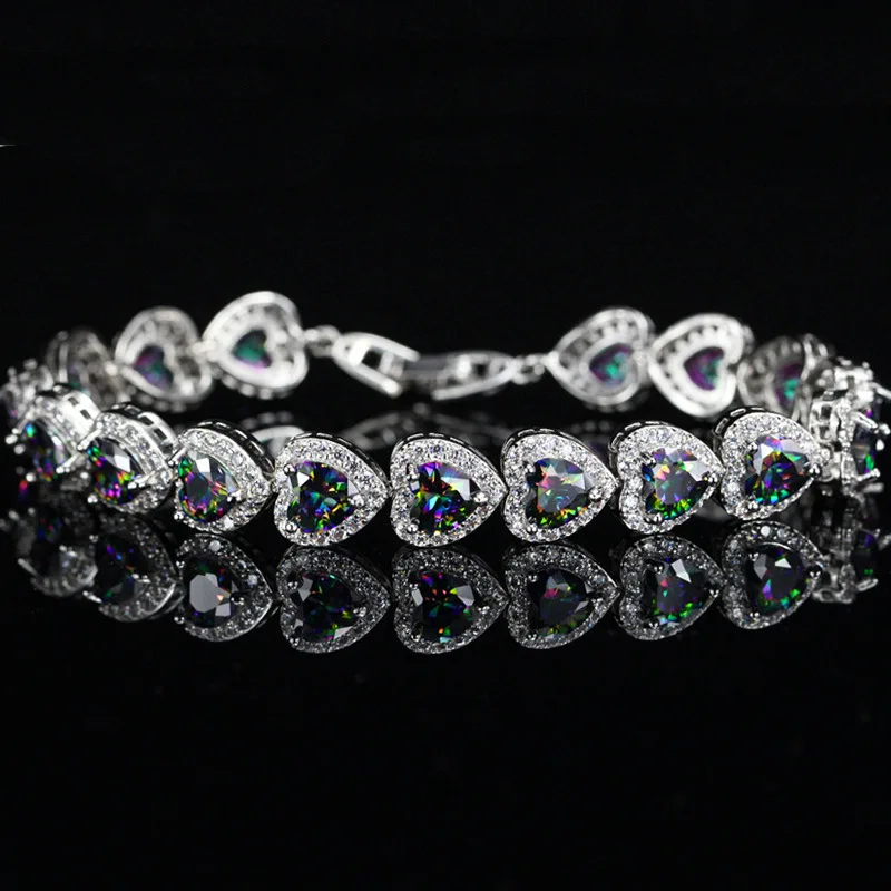 Women's Classic love micro-set Zircon Heart Bracelet Fashionable Jewelry Accessory for Parties And Birthdays