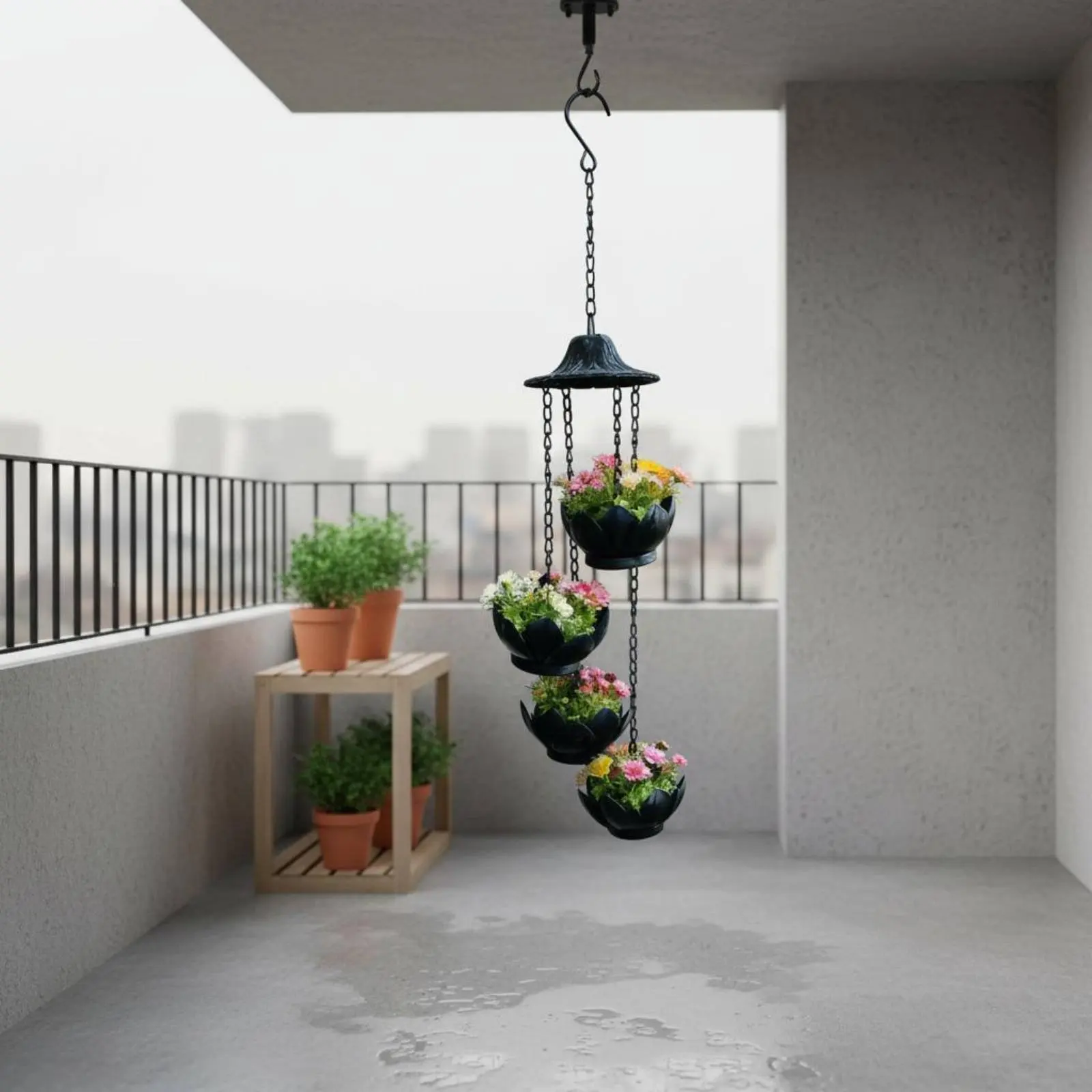 Lotus Hanging Planter Decorative Chain Suspended Flower Pot Round Hanging Flower Pot Weather Resistant Garden Decor for Outdoor