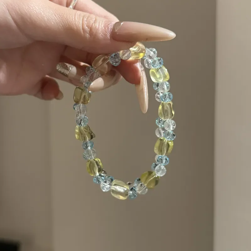 Original design sense, natural white crystal Duobao lemon crystal with shape bracelet, lucky transfer jelly bean crystal hand