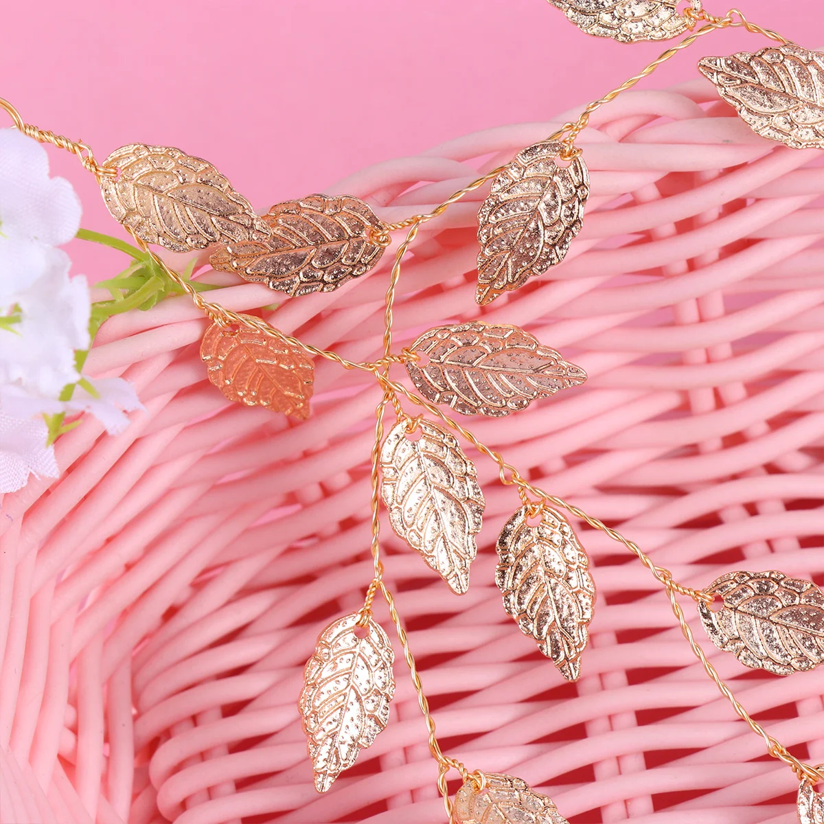 

2Pcs Leaves Shaped Elegant Headband Gold Silver Wedding Headdress Bride Headwrap Hair Accessories for Special Occasion Party