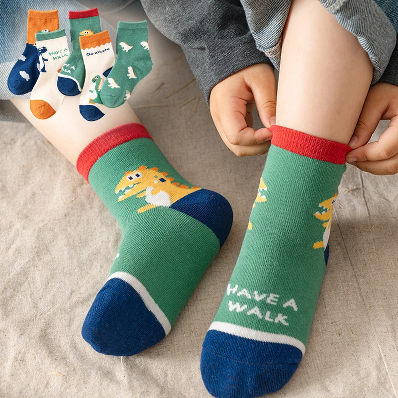 5 Pairs Of Cartoon Dinosaur Socks For Children Autumn And Winter New Combed Cotton Animal Pattern Mixed Casual Mid-Tube Socks