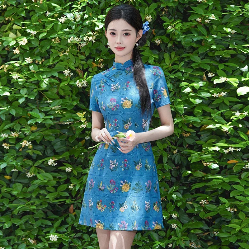 

Elegant Daily Wear Short Sleeve Work To Weekend Dress Women's Blue Floral Cheongsam 2025 Modern Oriental Office Vintage Qipao