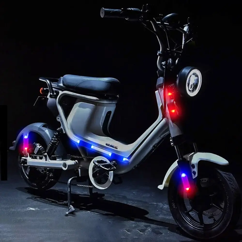 

Mini LED Flashing Bicycle Light Simulated Alarm Solar-Powered Car Warning Light Ultra-Bright 12V Dummy Alarm Lamp Bike