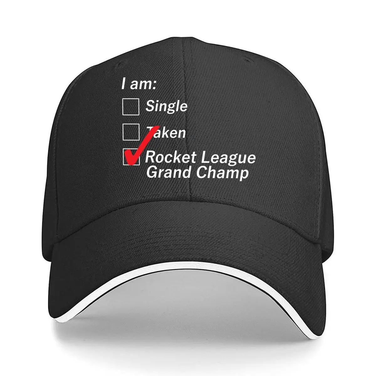 Un diseño humorístico con texto I am Rocket League Grand Champ, añade un toque de la gorra de béisbol tipo sándwich del orgullo de los juegos