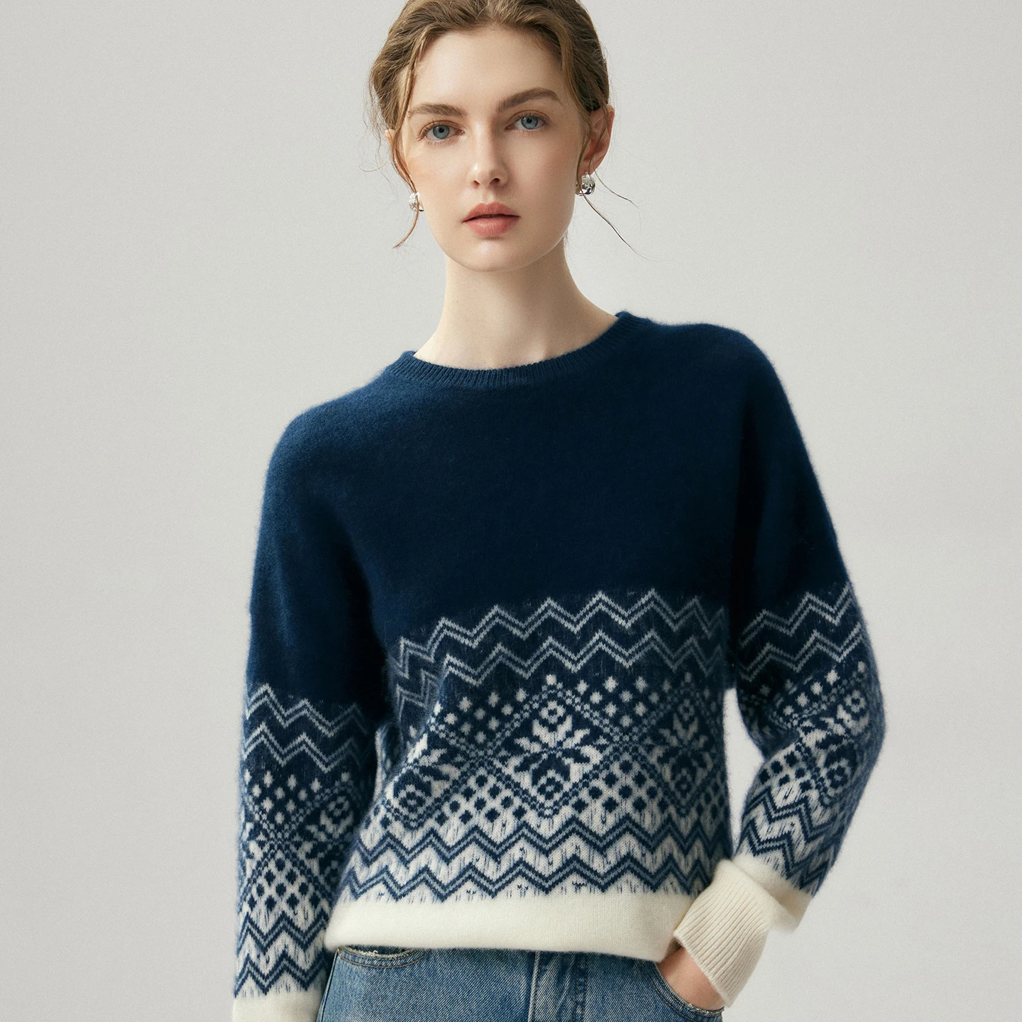 Thicken Cashmere Women Sweater Long-sleeves O-Collar Fashion Color-blocking Girl Wool Pullover 2026 New