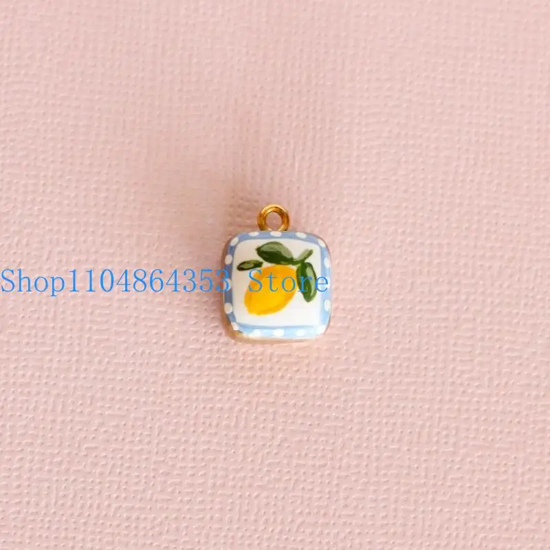 652F Customizable Resin Plant Series Pendant Necklace Lightweight Copper Chain Fashion Collar Accessory For Everyday Wear