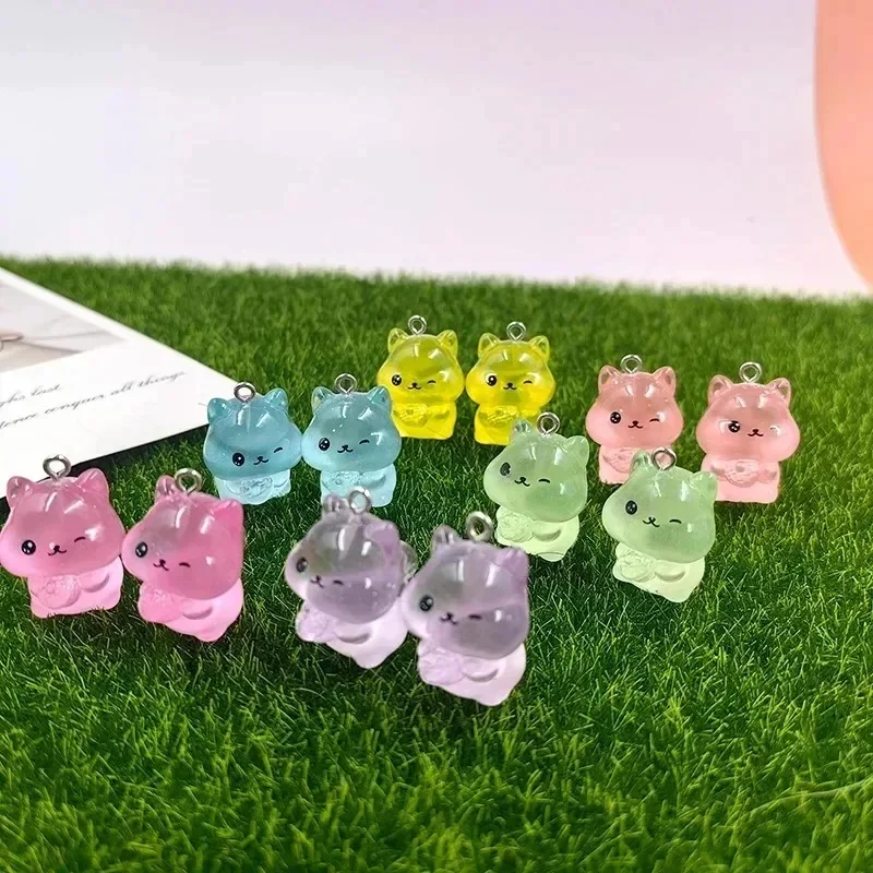 10Pcs Kawaii Animal Resin Charms Glow In Dark Squirrel Mini Pendants DIY Findings For Handmade Earrings Keyring Jewelry Craft