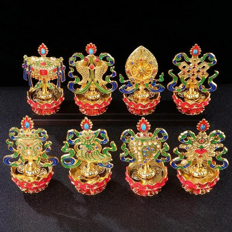 Exquisite and Creative Tantric Buddhism Painted Gold Plated Eight Auspicious Ornaments Tibetan Style Buddha Offering Set