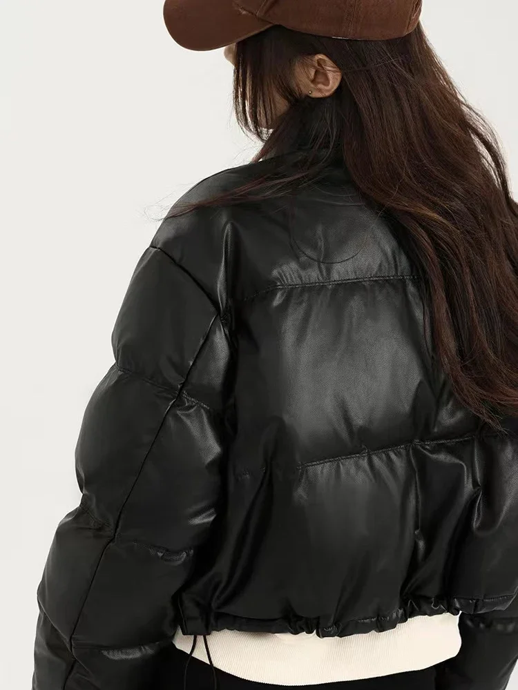 Parkas cortas cálidas de invierno para mujer, chaqueta acolchada corta de cuero Pu a la moda Y2K, ropa informal suelta para mujer, abrigos de manga