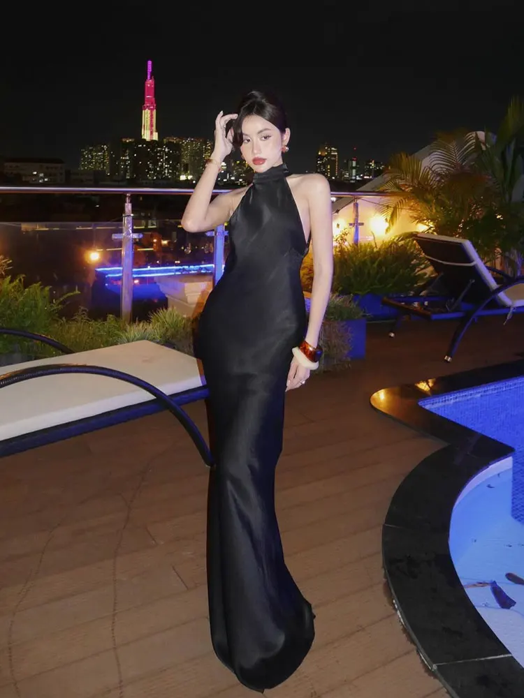 Ele Hanging Neline … - image